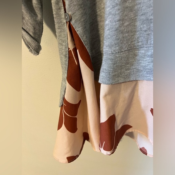 Anthropologie Little Yellow Button Mixed Media Peplum Top Women's Size Small - Picture 5 of 9